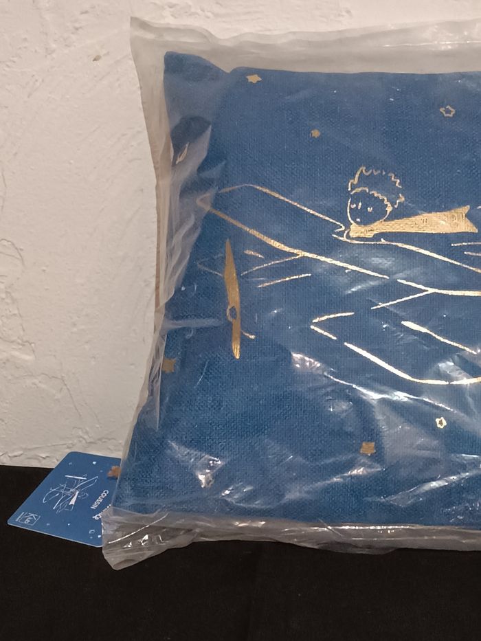 Coussin neuf le petit prince - photo numéro 3
