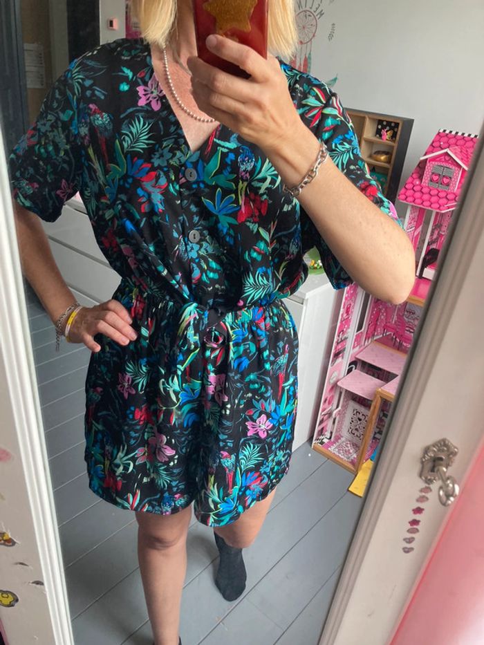 Combi short noir et fleuris taille 38 - photo numéro 4