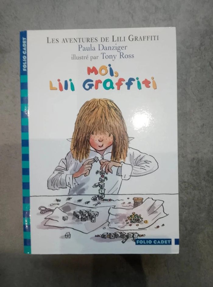 Livre enfant - lot de 7 livres de la collection "Les aventures de Lili Graffiti" - photo numéro 12