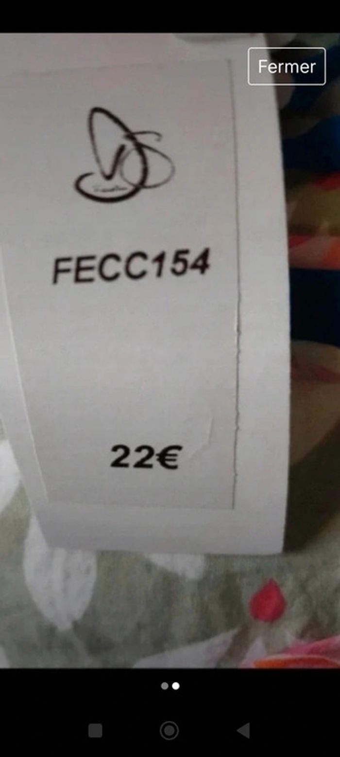 Robe fleurie toutes neuve - photo numéro 2