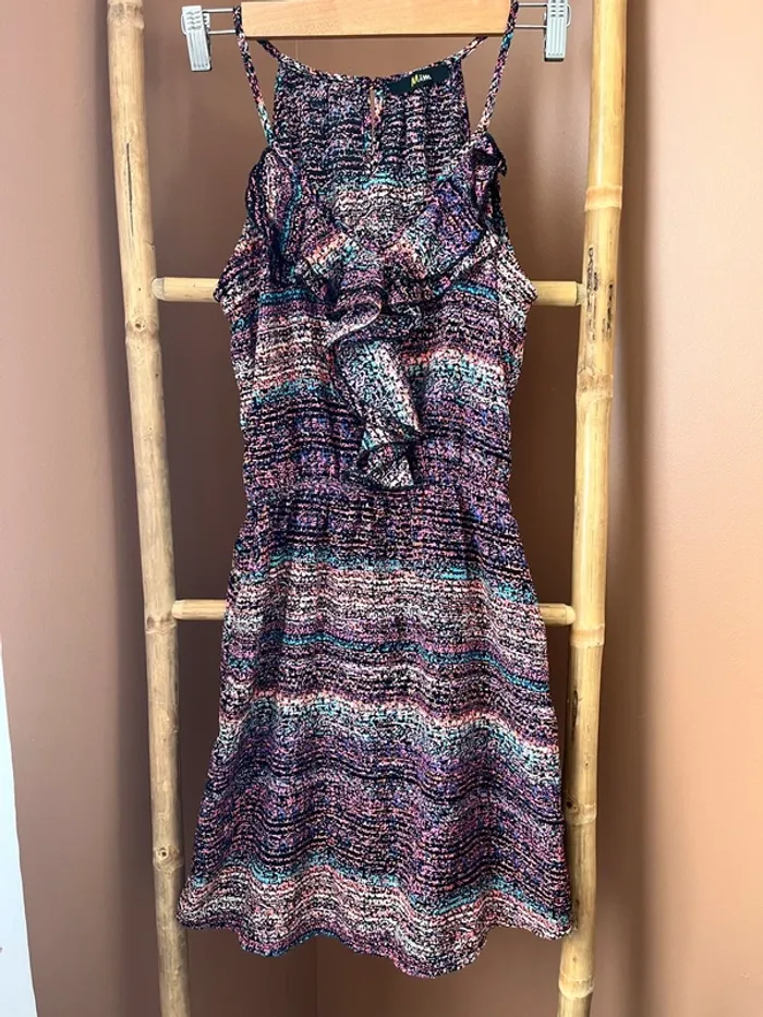 Robe violette à motif