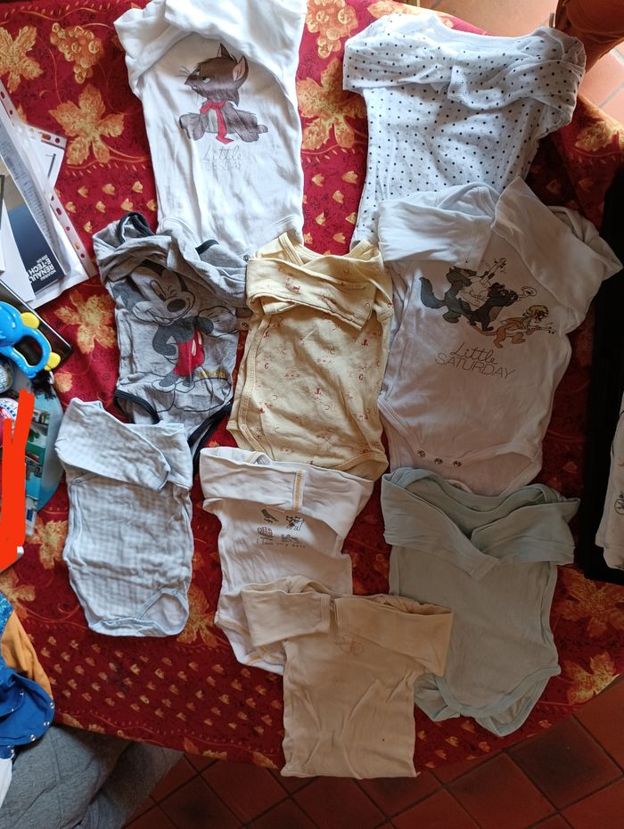 Vêtements garçon 6 mois - photo numéro 4