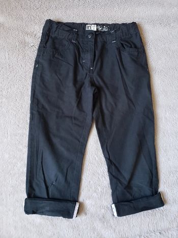 Pantacourt noir taille 8 ans