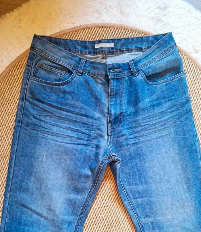 Jean homme taille 42 - photo numéro 3