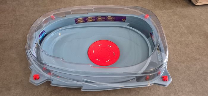 Arène Beyblade Burst Surge motorisée - photo numéro 6