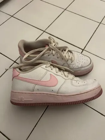 Nike - Air force one rose