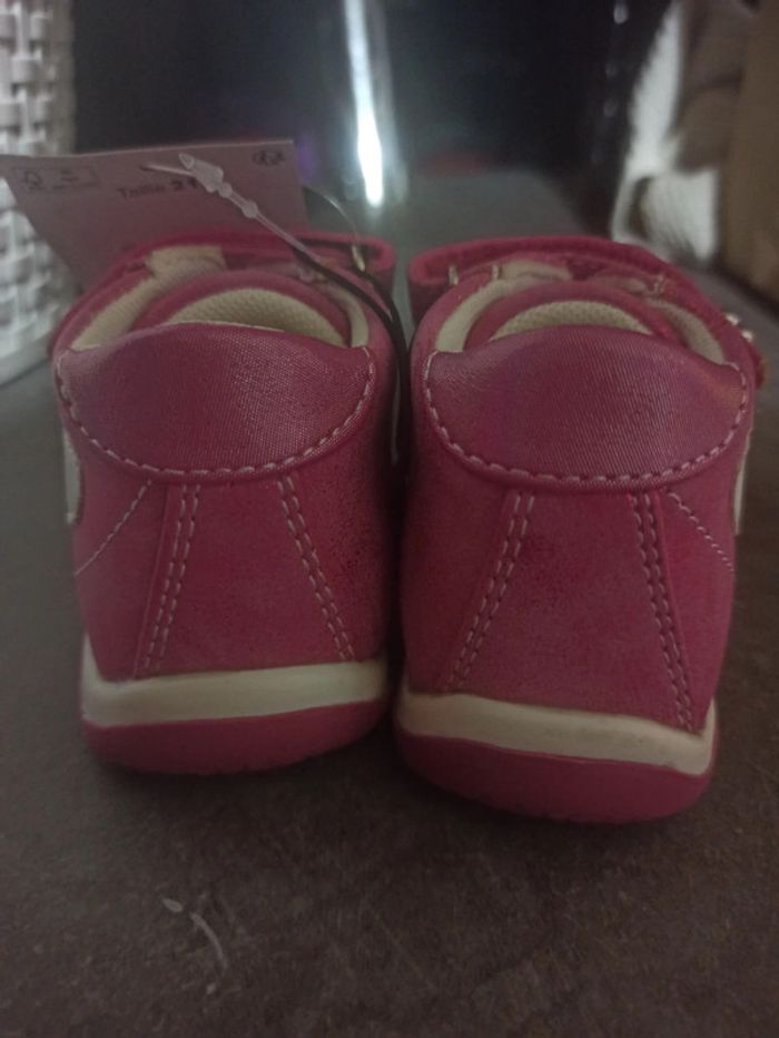 Chaussures roses brillantes - photo numéro 3