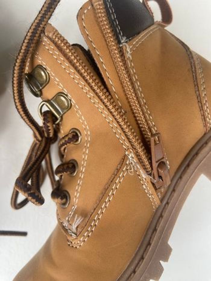 Bottines enfant Trappeur – Taille 25 – bon état - photo numéro 4