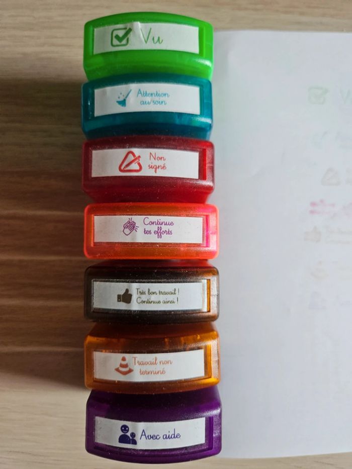 Lot de 7 tampons pour enseignants