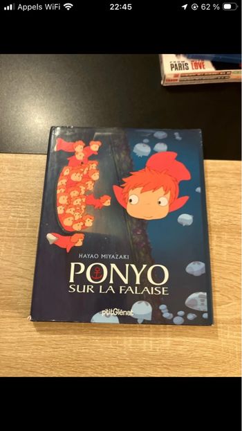 Ponyo sur la falaise