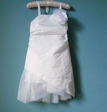 Robe Fille blanche ceremonie Emma la folie 2 ans rose TBE