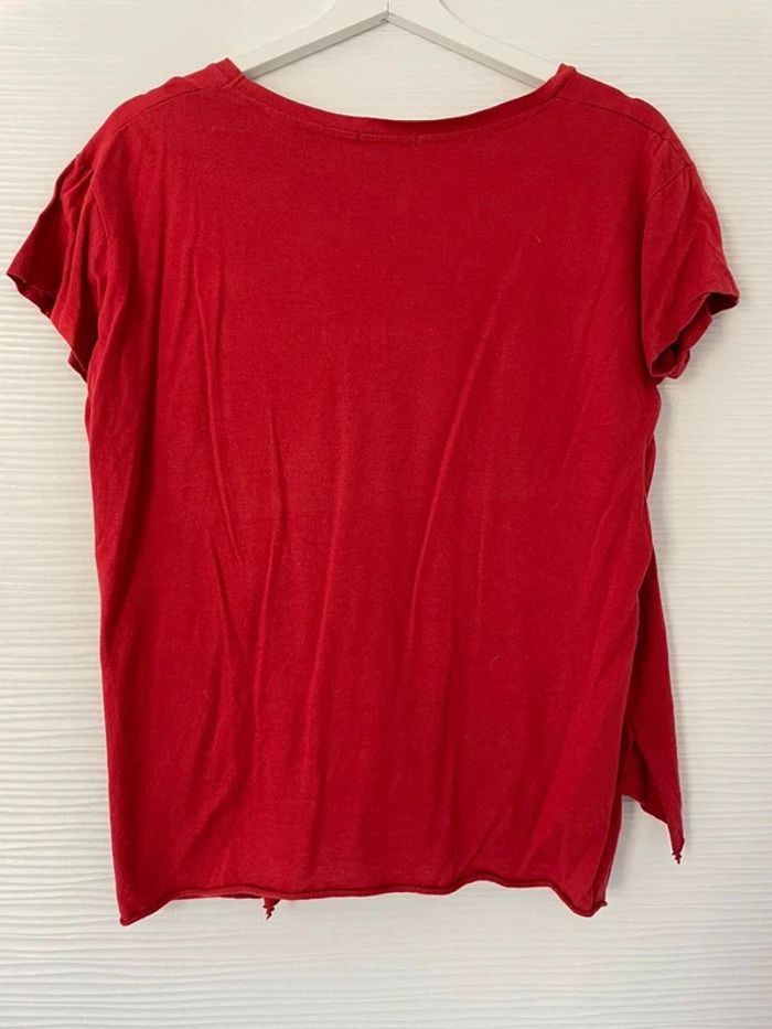 Haut t-shirt rouge léger fluide écritures blanches col rond manches courtes - photo numéro 3