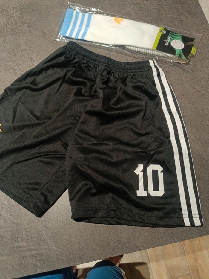 Tenue football Léo Messi argentine t.30 - photo numéro 3