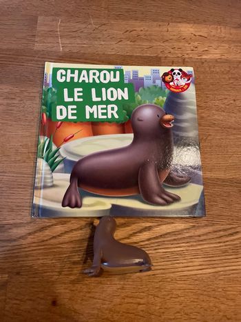 Livre collection Les animaux du zoo Charou le lion de mer avec une figurine lion de mer