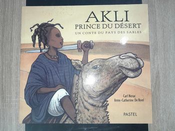 grand album école des loisirs - Akli prince du désert