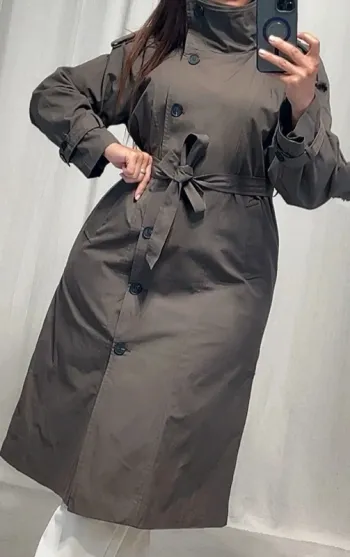Magnifique trench taupe oversize