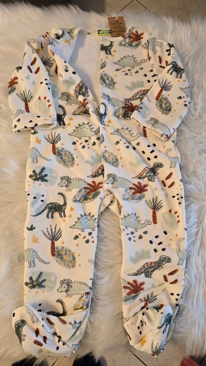 (Neuf non porté) 🏷🤩😍 pyjama 23 mois garçon 😍🤩 - photo numéro 3