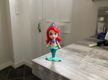 Figurine mini poupée ariel la petite sirène Disney