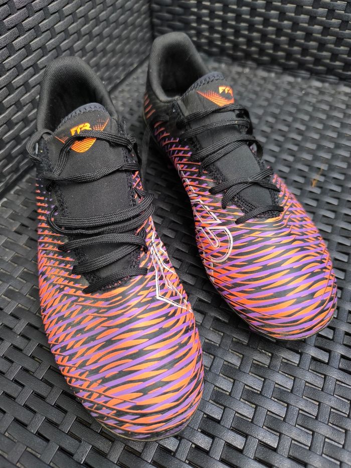 Crampons de foot PUMA future 8 play P42 - photo numéro 5