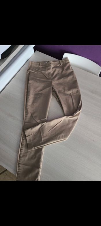 Pantalon beige taille 38