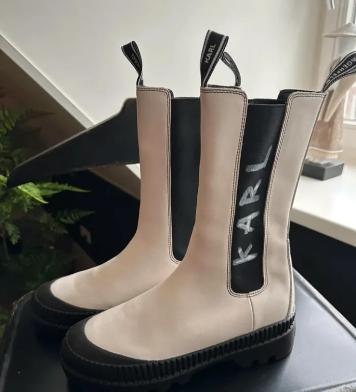 Bottes - photo numéro 2