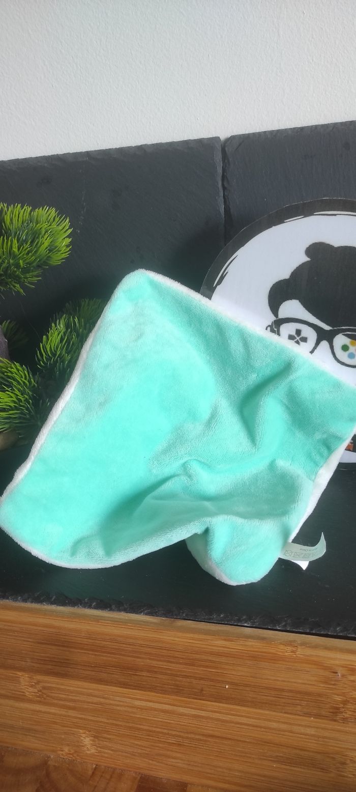 doudou plat ours bleu blanc vert turquoise trixie carré plat Rond Chat - photo numéro 2
