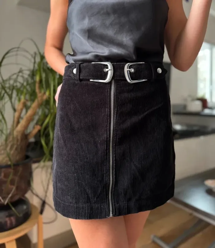 Mini jupe noire style cowboy en velours côtelé Topshop Taille 36