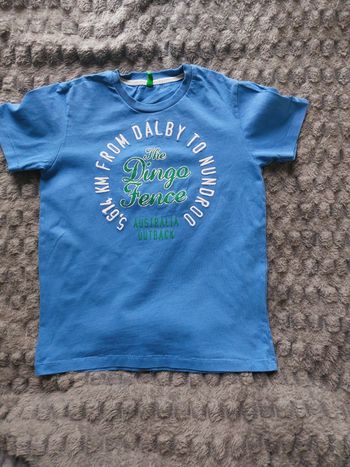 Tee shirt Benetton 7 8 ans
