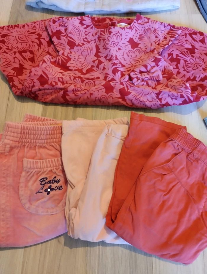 Lot (20 articles) fille toutes saisons, taille 12 mois. - photo numéro 4