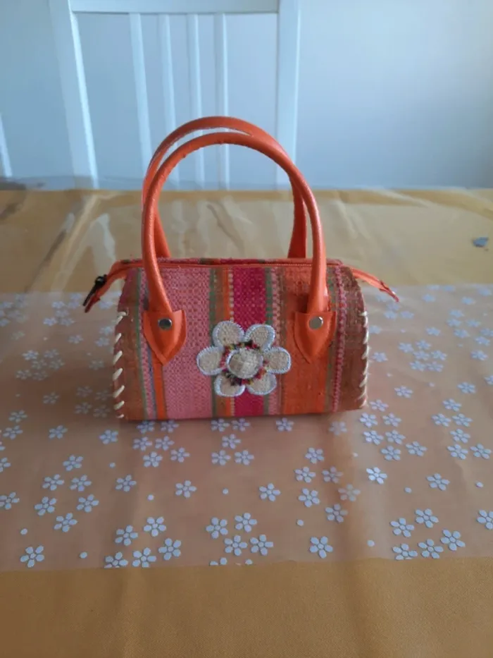 Sac à main tissé enfant