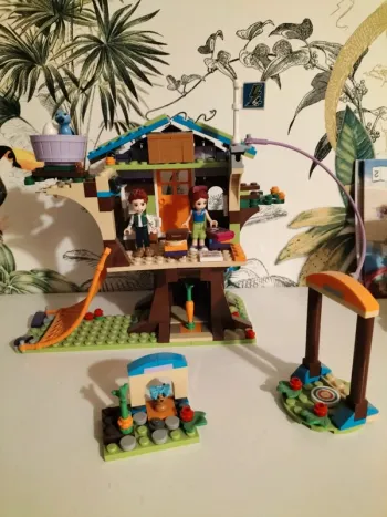 Légo Friend 41335 - la cabane dans les arbres de Mia
