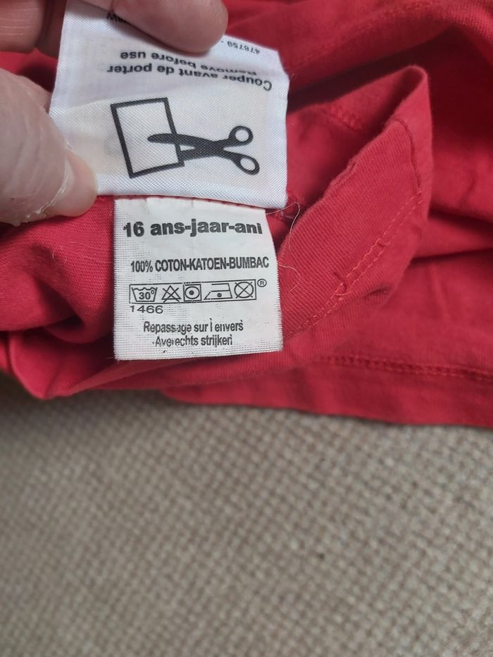 Tee-shirt manches courtes rouge thème New York 16 ans - Influx - photo numéro 8