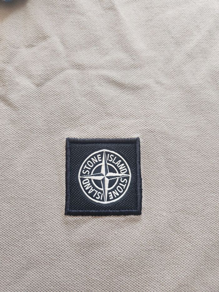 Polo Stone Island taille S beige - photo numéro 3