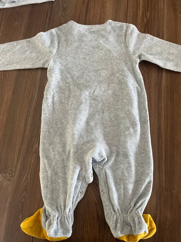Lot de 3 pyjamas épais taille 9 mois - photo numéro 10