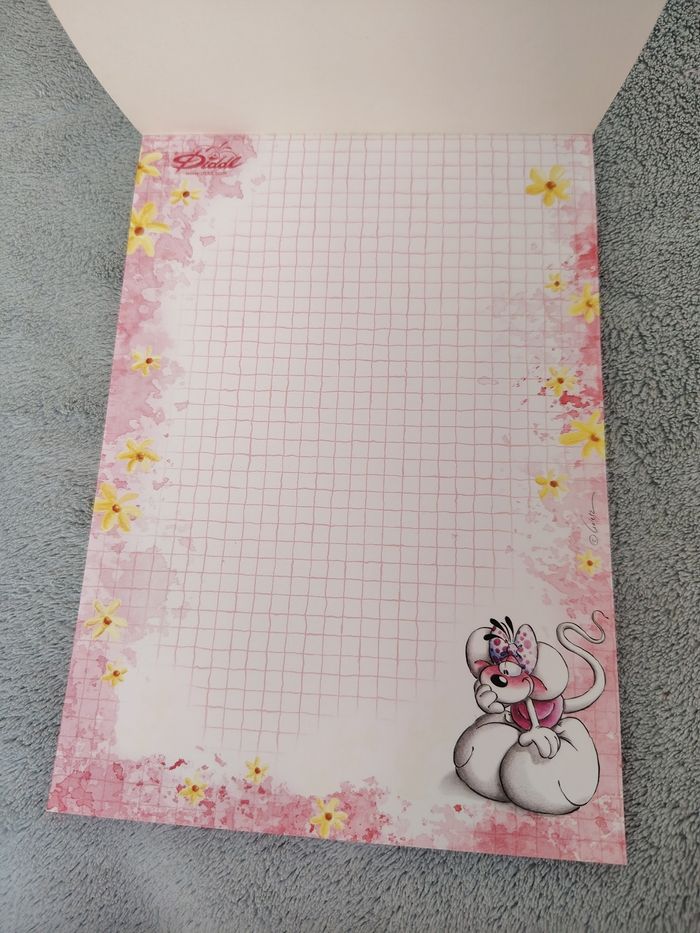 Bloc Diddl
Ancienne collection
Rare
Neuf - photo numéro 3