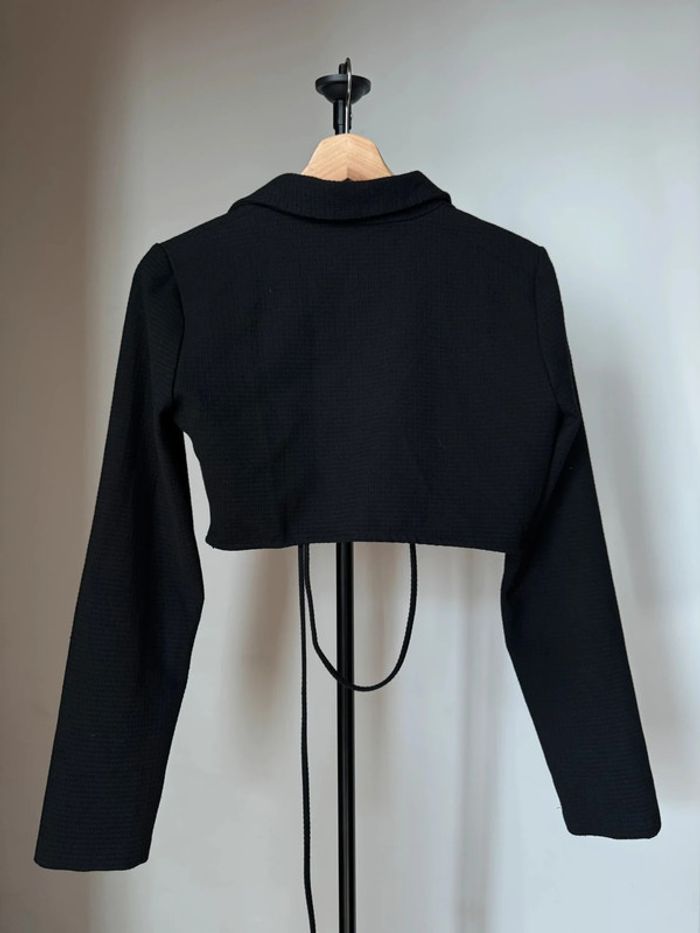 Top crop col chemise noire manches longues M Zara - photo numéro 2