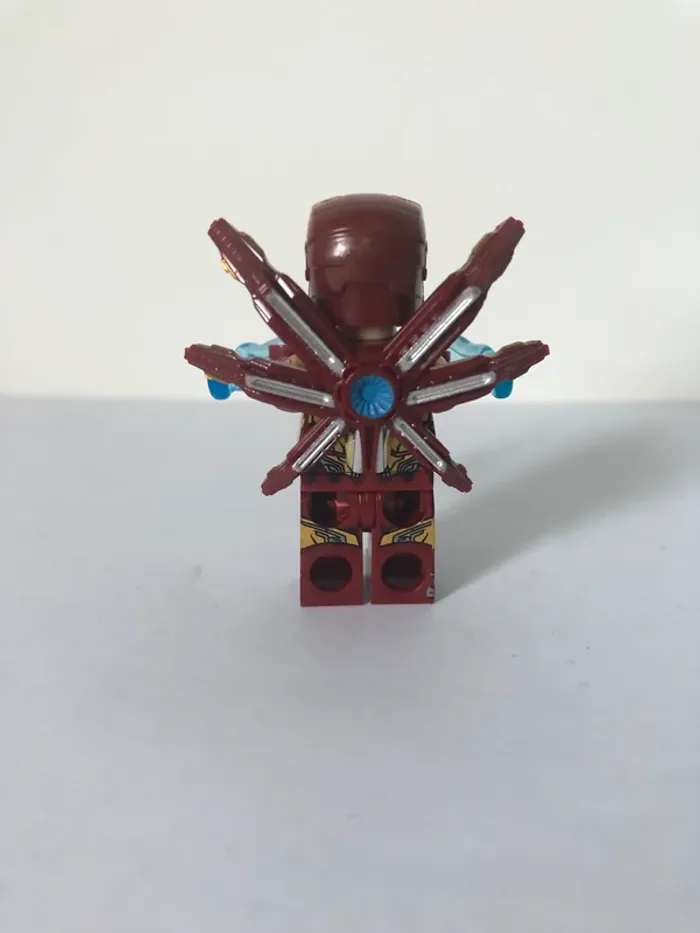 Figurine type lego Ironman. Marvel - photo numéro 4