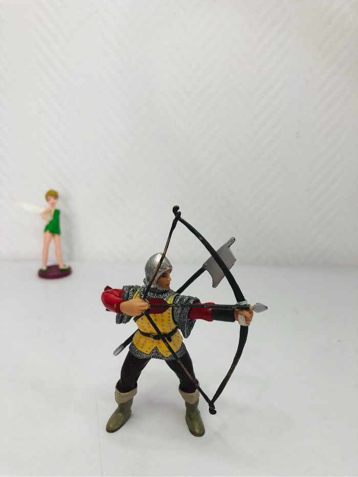 Figurine archer rouge Papo - photo numéro 3