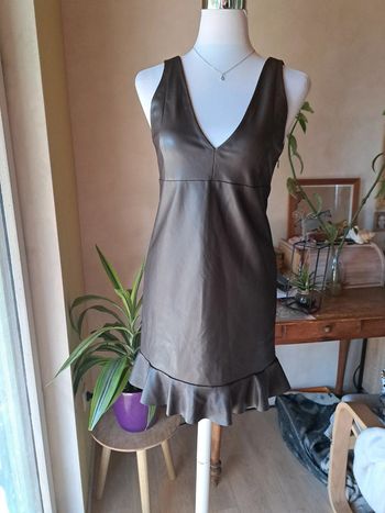 Robe simili Décolleté