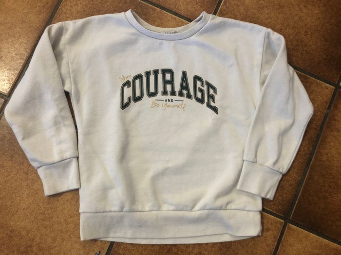 Sweat fille 7/8 ans