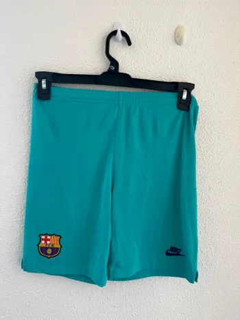 Short foot Nike 💫FC Barcelone💫taille enfant L-11-12 ans