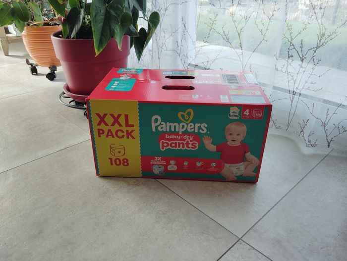 Pack xxl Pampers baby-dry pants taille 4