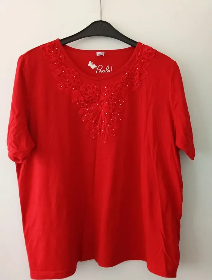 T-shirt femme ⭐ très bon état ⭐ Taille 52 ⭐ paola