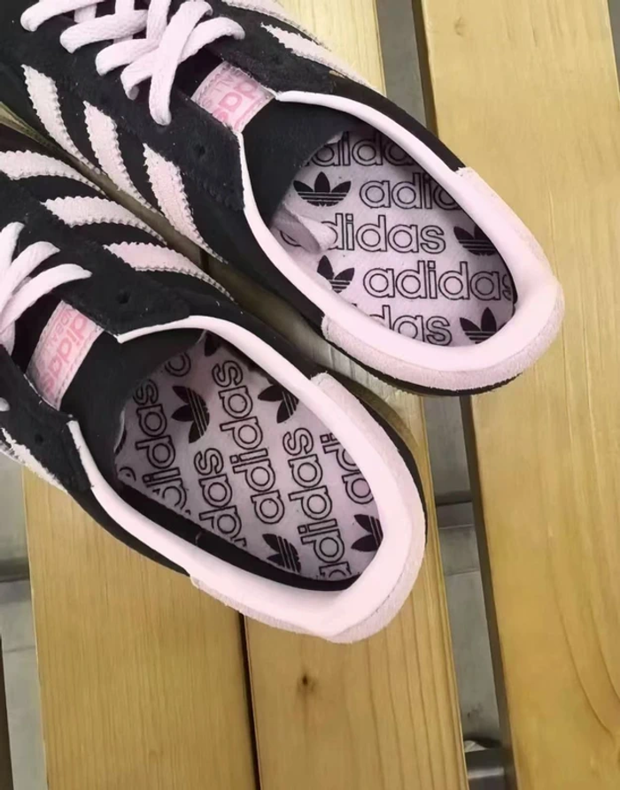 SpAéciale Adidas Handball taille 37 - photo numéro 5