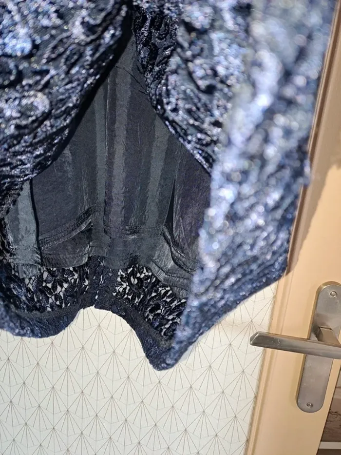 Robe bleue cache cache avec doublure 36/38 étiquette coupée tbe comme neuve bleue magnifique - photo numéro 3