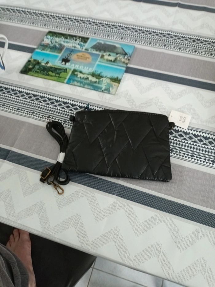 Sac bandoulière noir matelassé