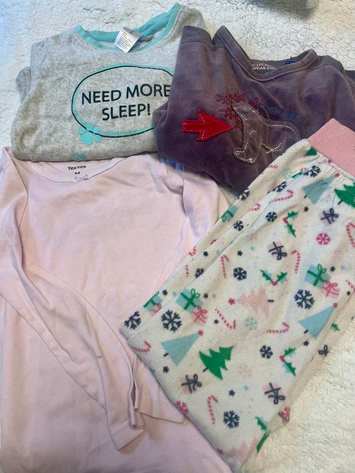 Lot hiver 8 ans fille  28 pièces - photo numéro 7