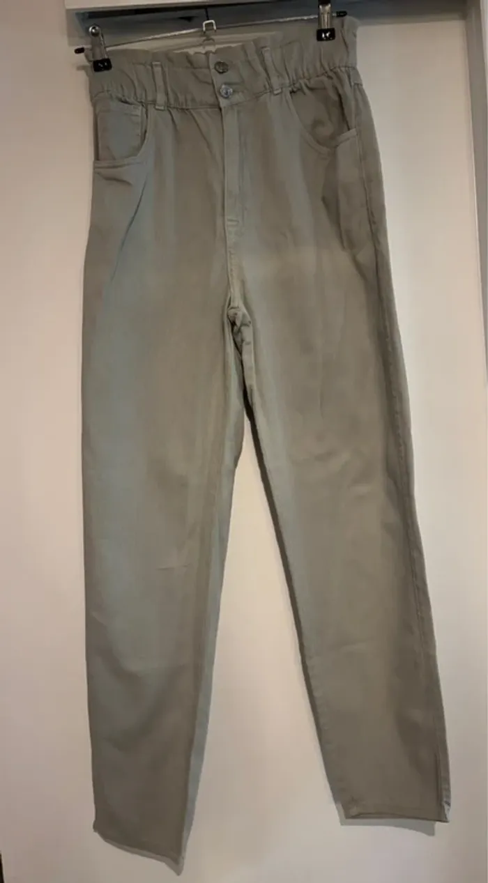 Pantalon taille haute Pull&Bear vert clair - T 38 - photo numéro 3