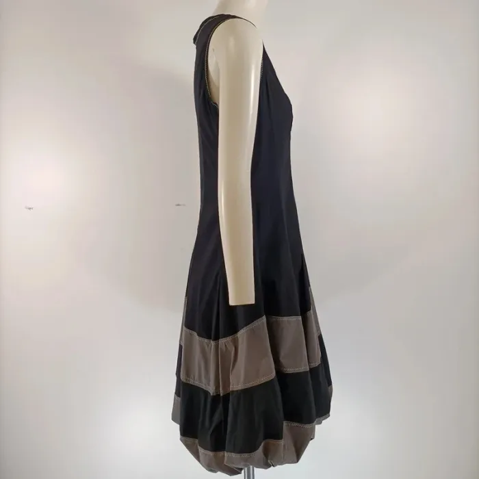 Petite robe noire tendance pour l'été - Bai Amour 36/38 estimé A109 - photo numéro 5