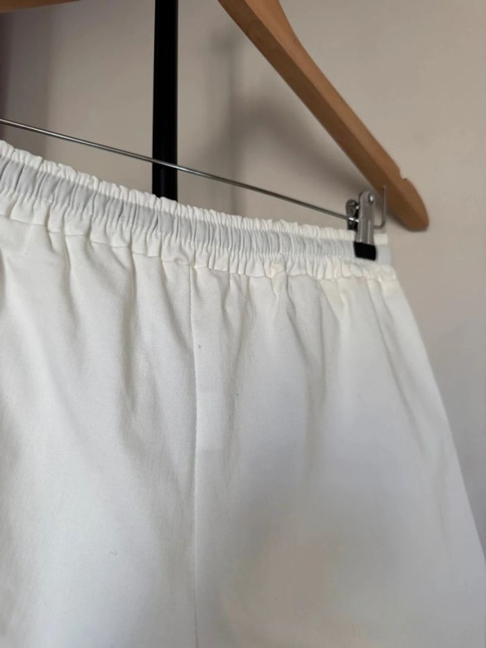 short blanc élastique - photo numéro 5